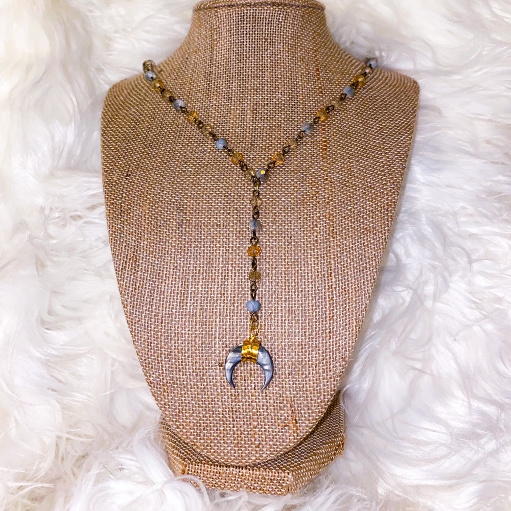 Double Horn Lariat Necklace